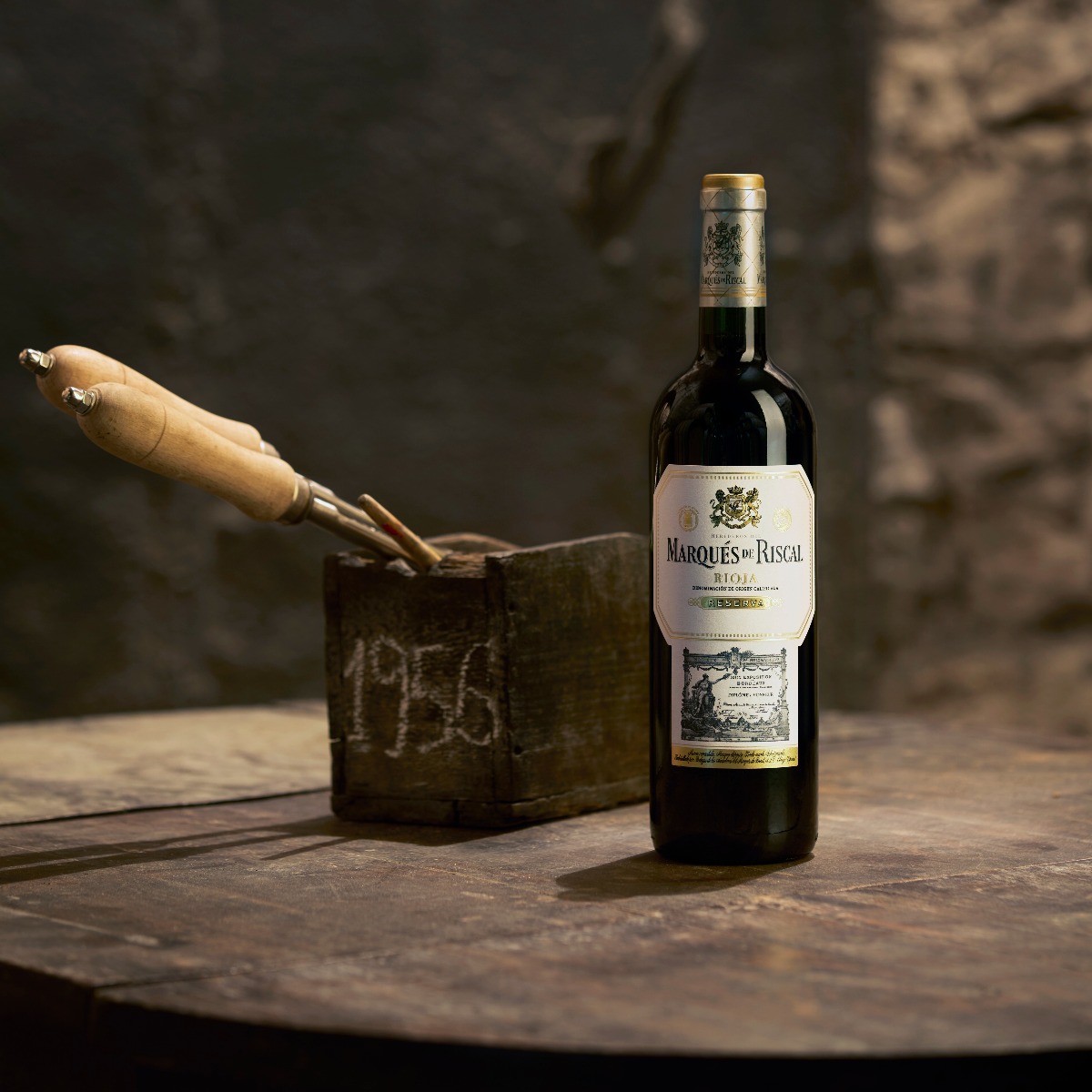 Marqués de Riscal Reserva 2020-Estuche de dos botellas y dos copas
